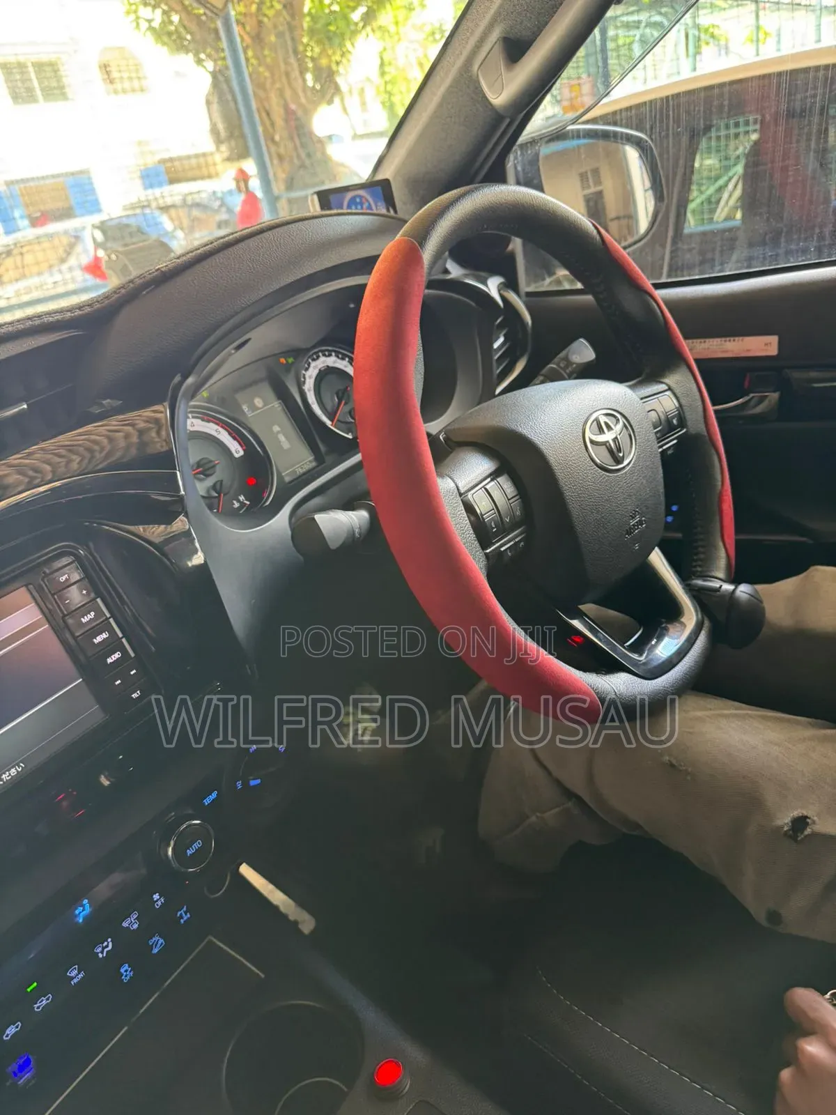 Toyota Hilux 2.4 Diesel 2020 Black