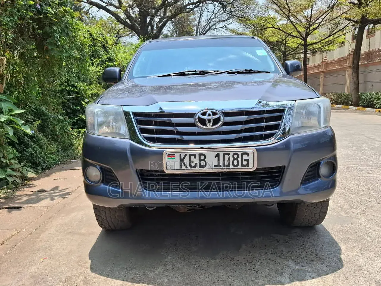 Toyota Hilux 2014 Gray