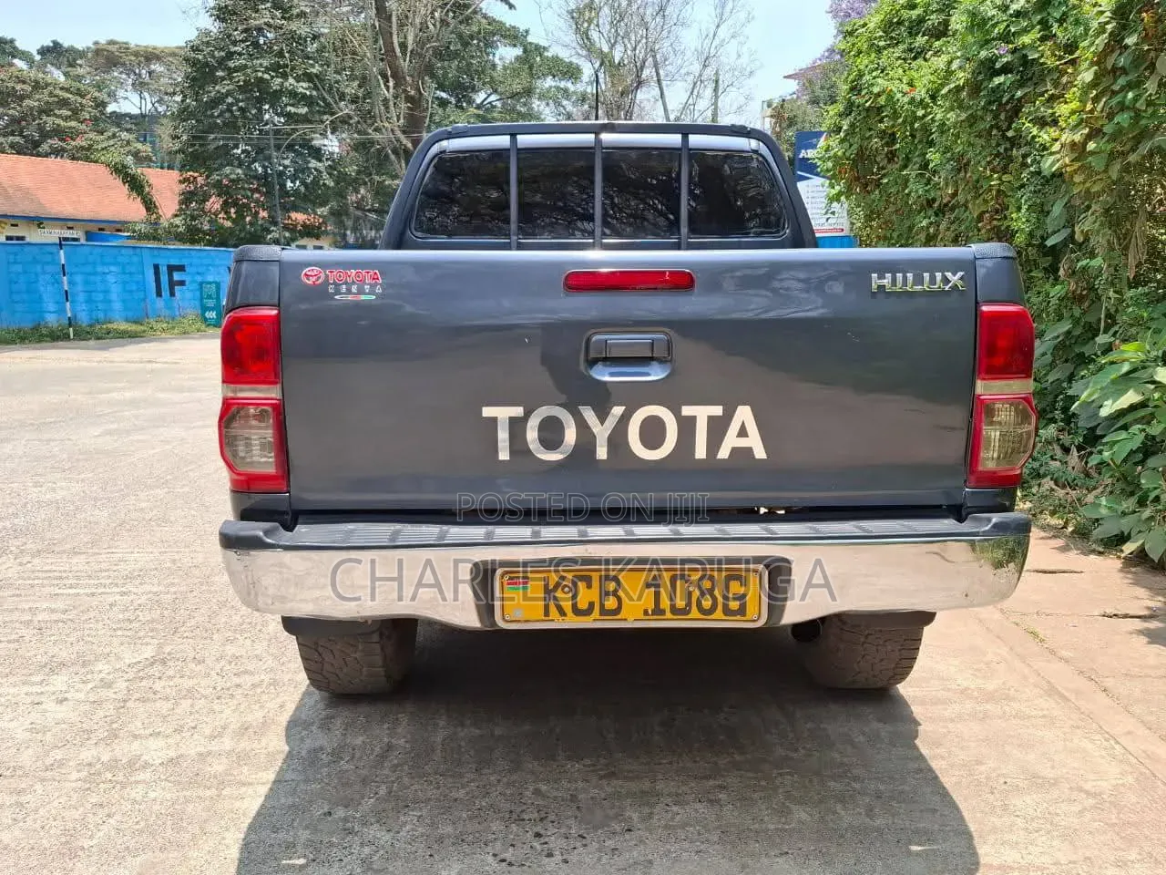 Toyota Hilux 2014 Gray