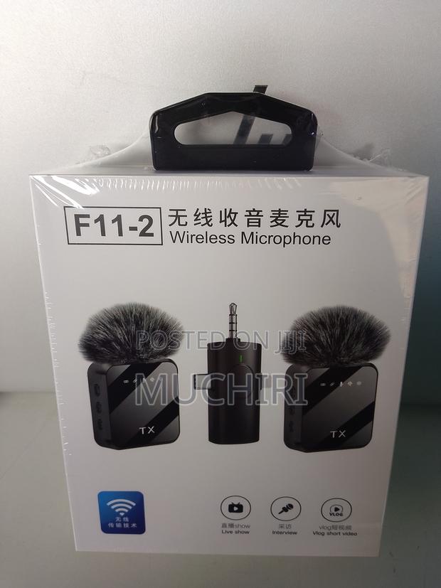 Premium F11-2 Wireless Microphone 3 In1 for iPhone , Type-C and Camera