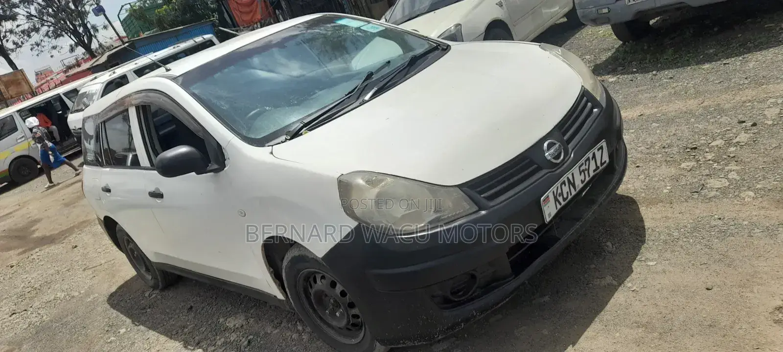 Nissan Advan 2010 White