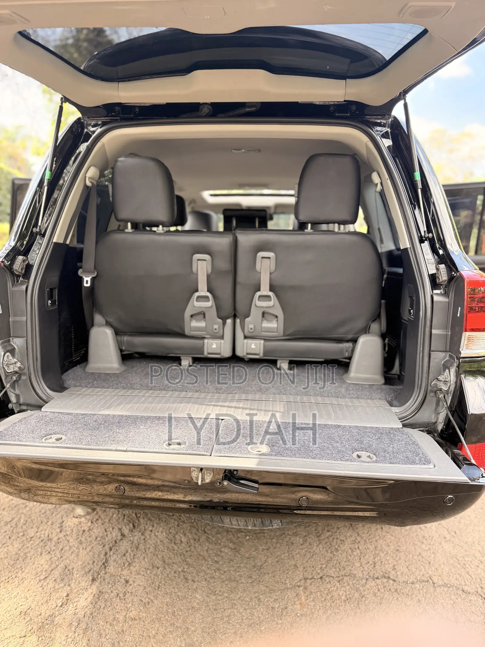Toyota Land Cruiser 2012 Black