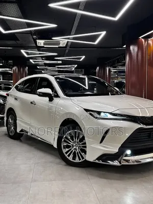Toyota Harrier 2.0 2020 White