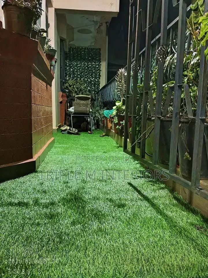 Fresh Look Indoor Lawn Carpet