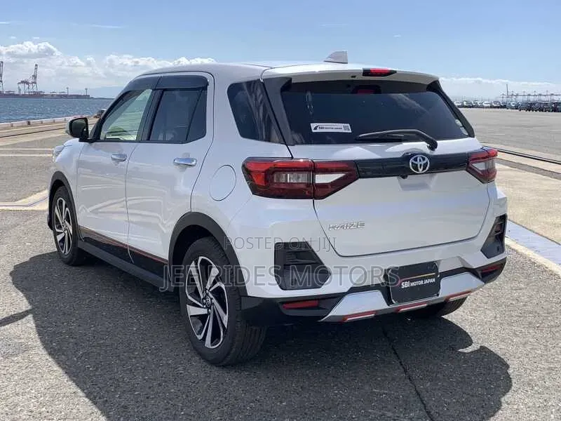 Toyota Raize 1.0 FWD 2019 White