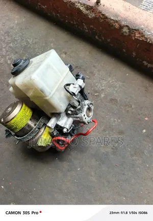 Brake Booster Landcruiser