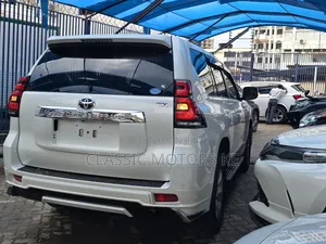 Toyota Land Cruiser Prado 2.7 2020 White