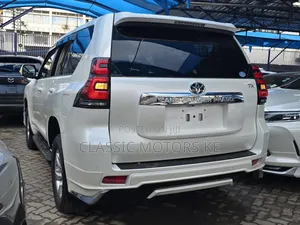 Toyota Land Cruiser Prado 2.7 2020 White