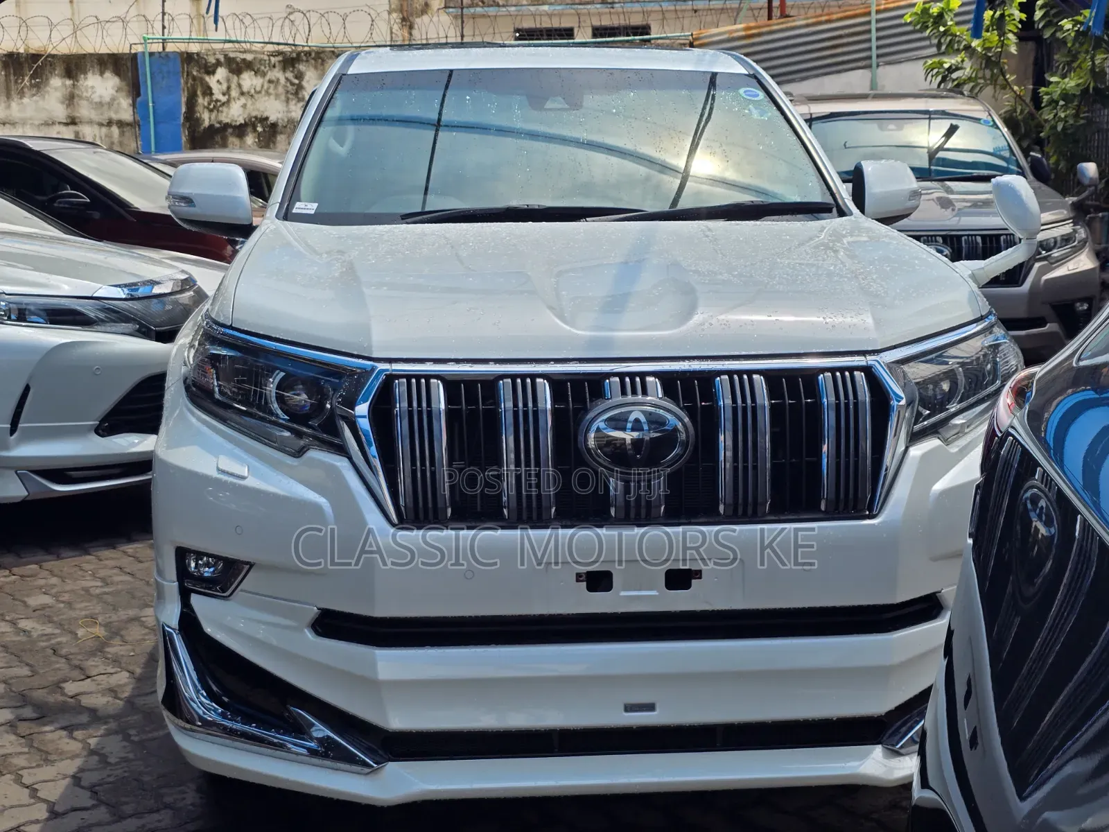 Toyota Land Cruiser Prado 2.7 2020 White
