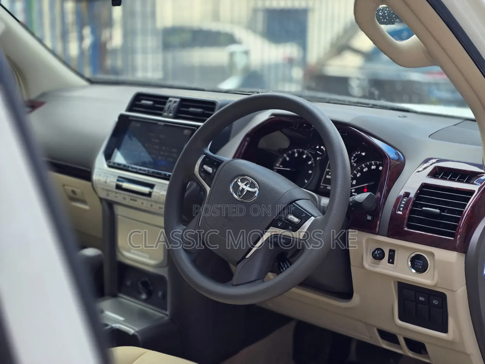 Toyota Land Cruiser Prado 2.7 2020 White