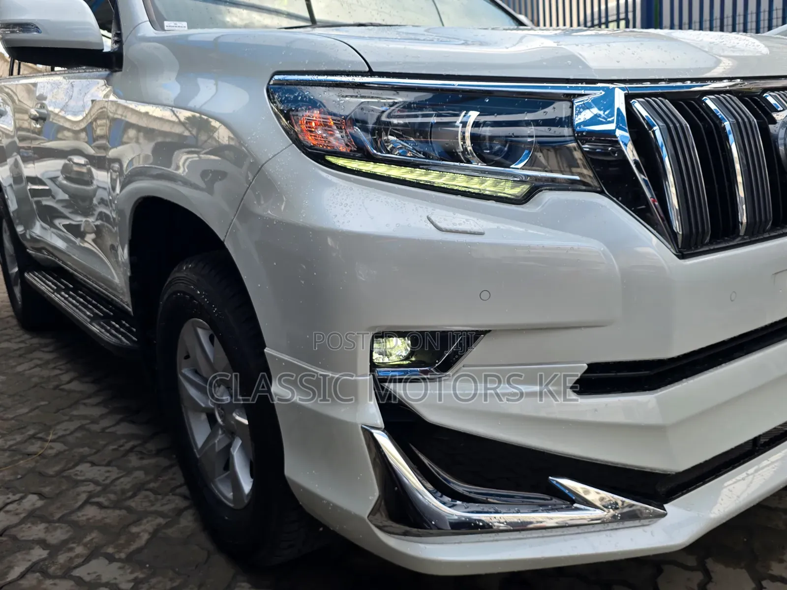 Toyota Land Cruiser Prado 2.7 2020 White