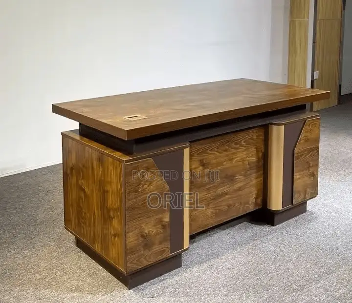 Office Desk : 1400mm Office Durable Staff Desk