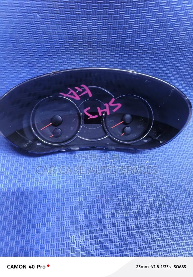 Dashboard Clock Subaru 2016 - main view
