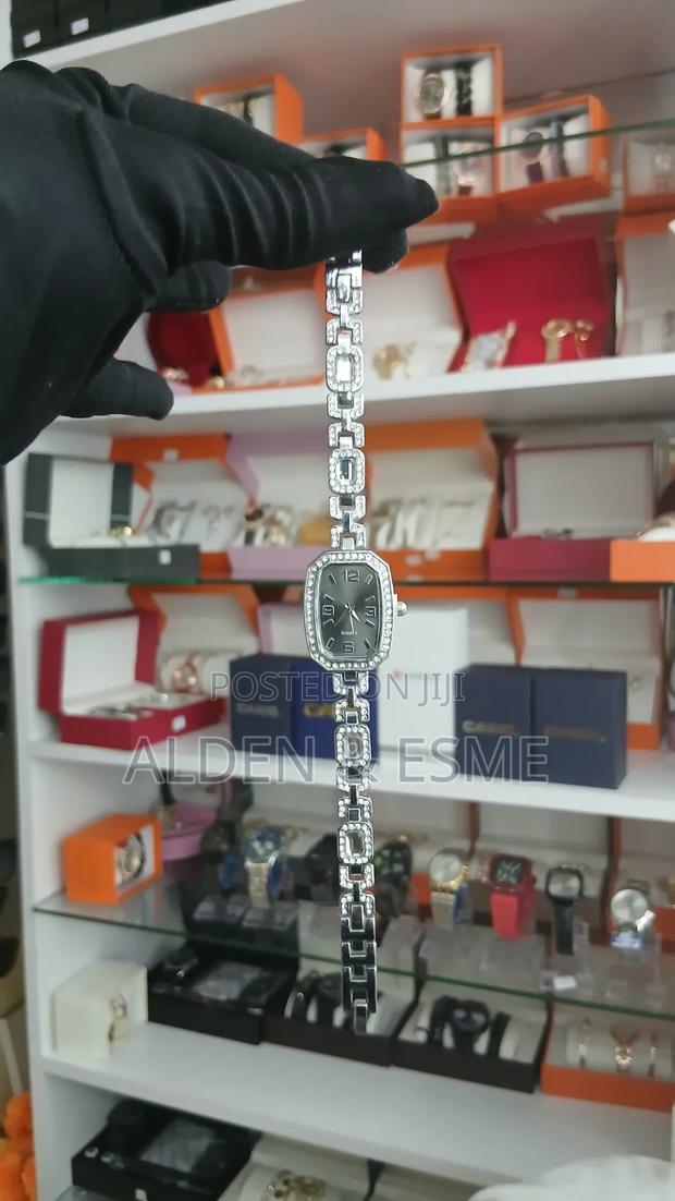 Stylish Ladies Watches - thumbnail 4
