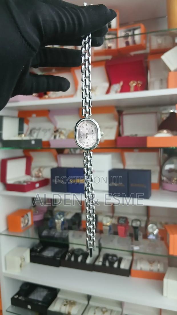 Stylish Ladies Watches - thumbnail 10