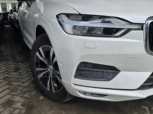 Volvo XC60 T5 Inscription AWD 2019 Beige