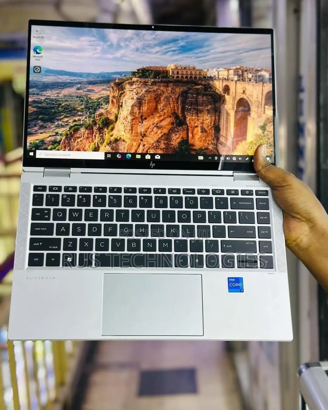 New Laptop HP EliteBook 1030 16GB Intel Core i7 SSD 512GB