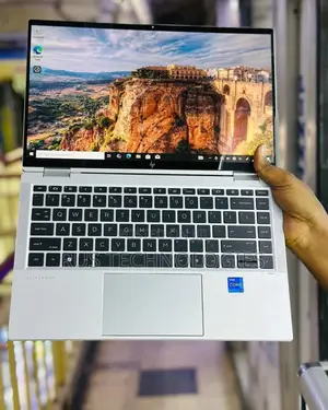 New Laptop HP EliteBook 1030 16GB Intel Core i7 SSD 512GB
