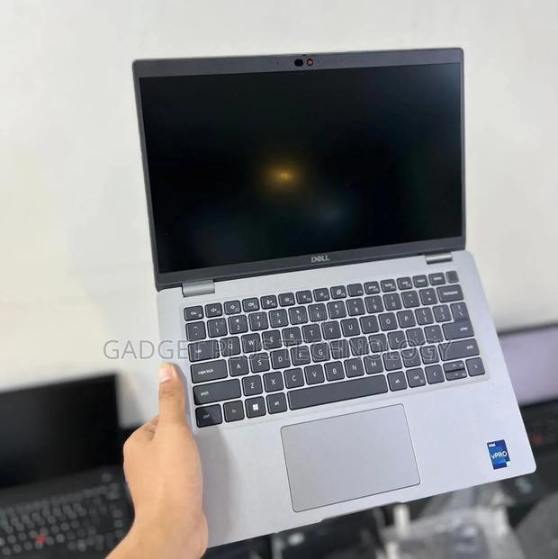Laptop Dell Latitude 5430 16GB Intel Core i7 SSD 512GB - thumbnail 4