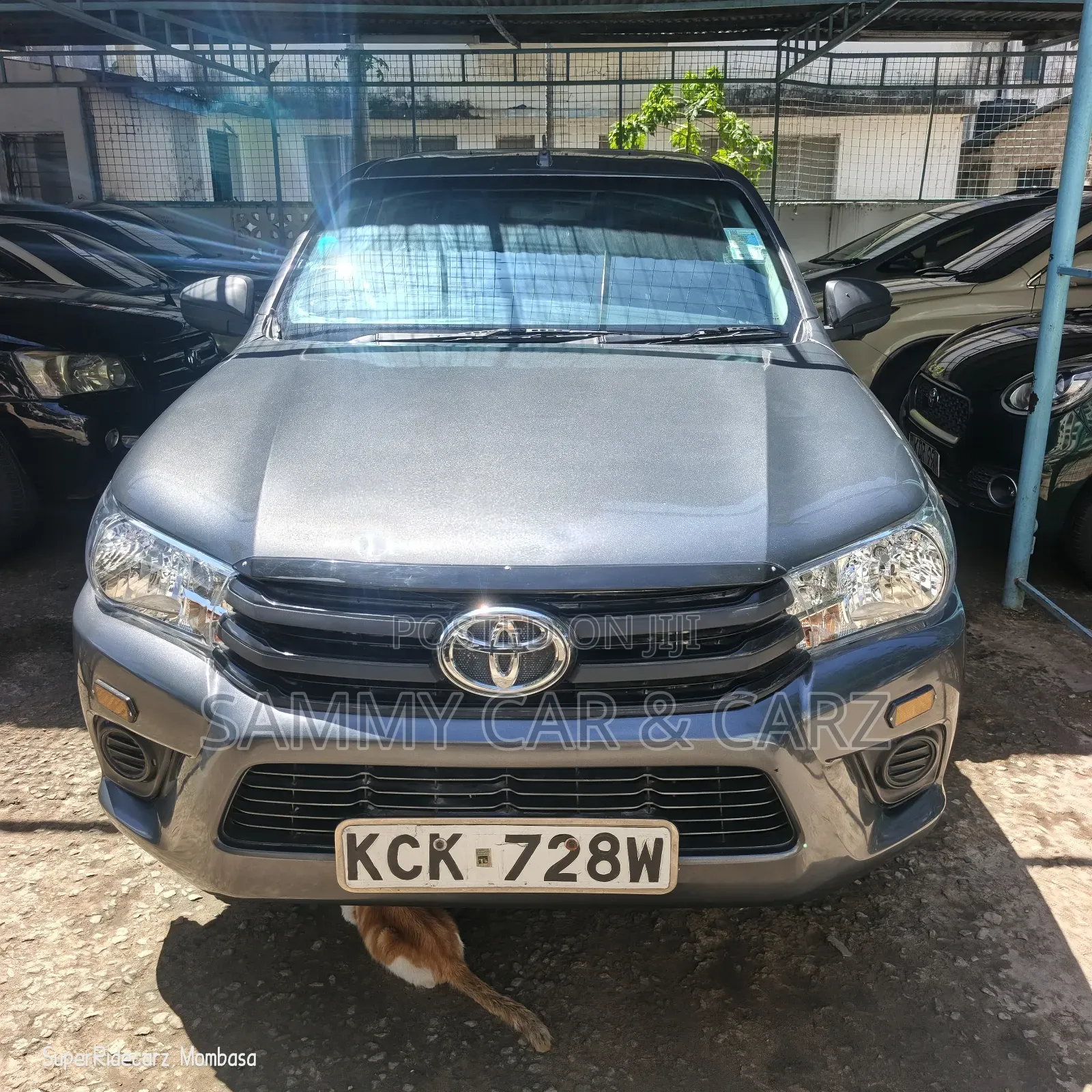 Toyota Hilux Revo Double Cab Deisel 2.4 RWD 2016 Gray