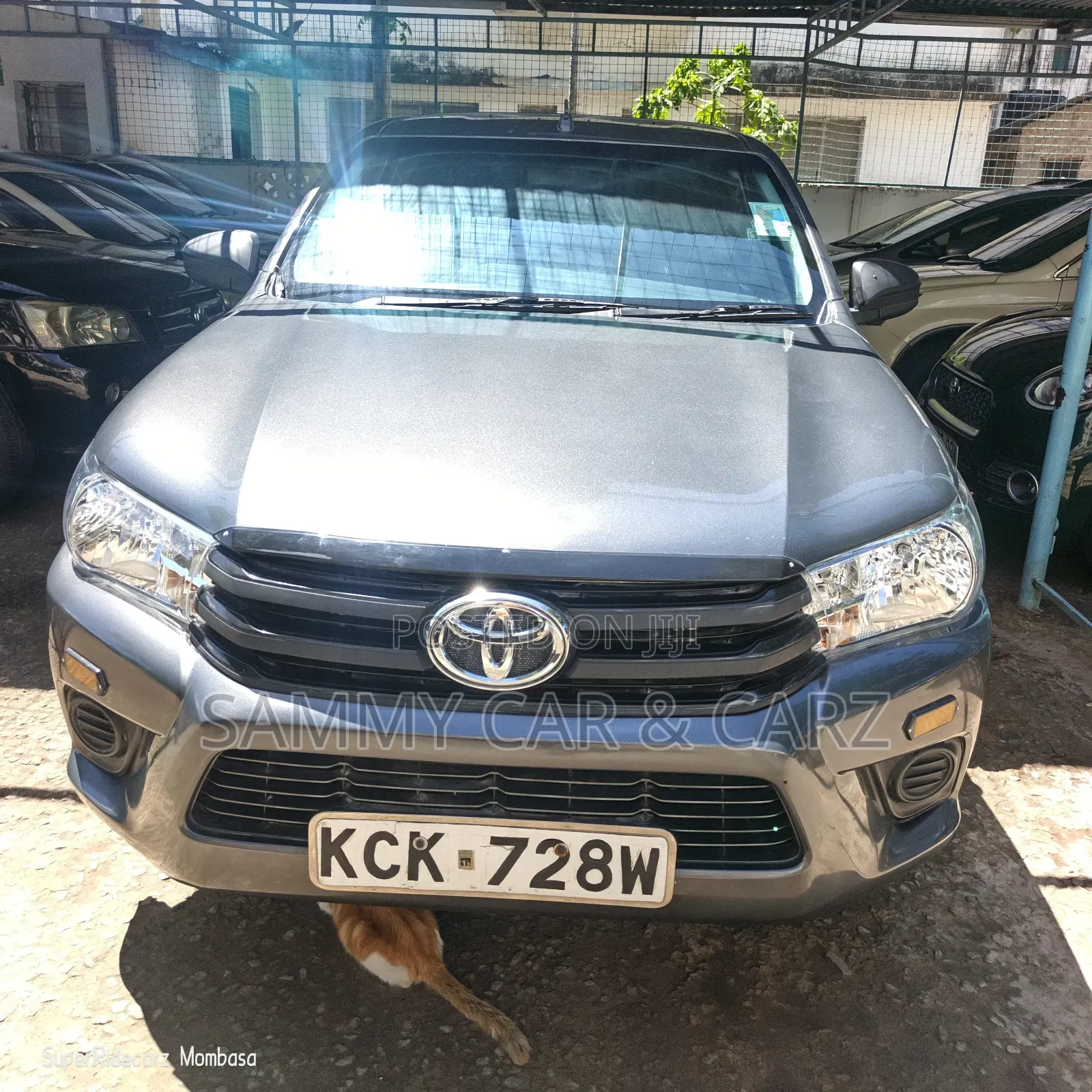 Toyota Hilux Revo Double Cab Deisel 2.4 RWD 2016 Gray