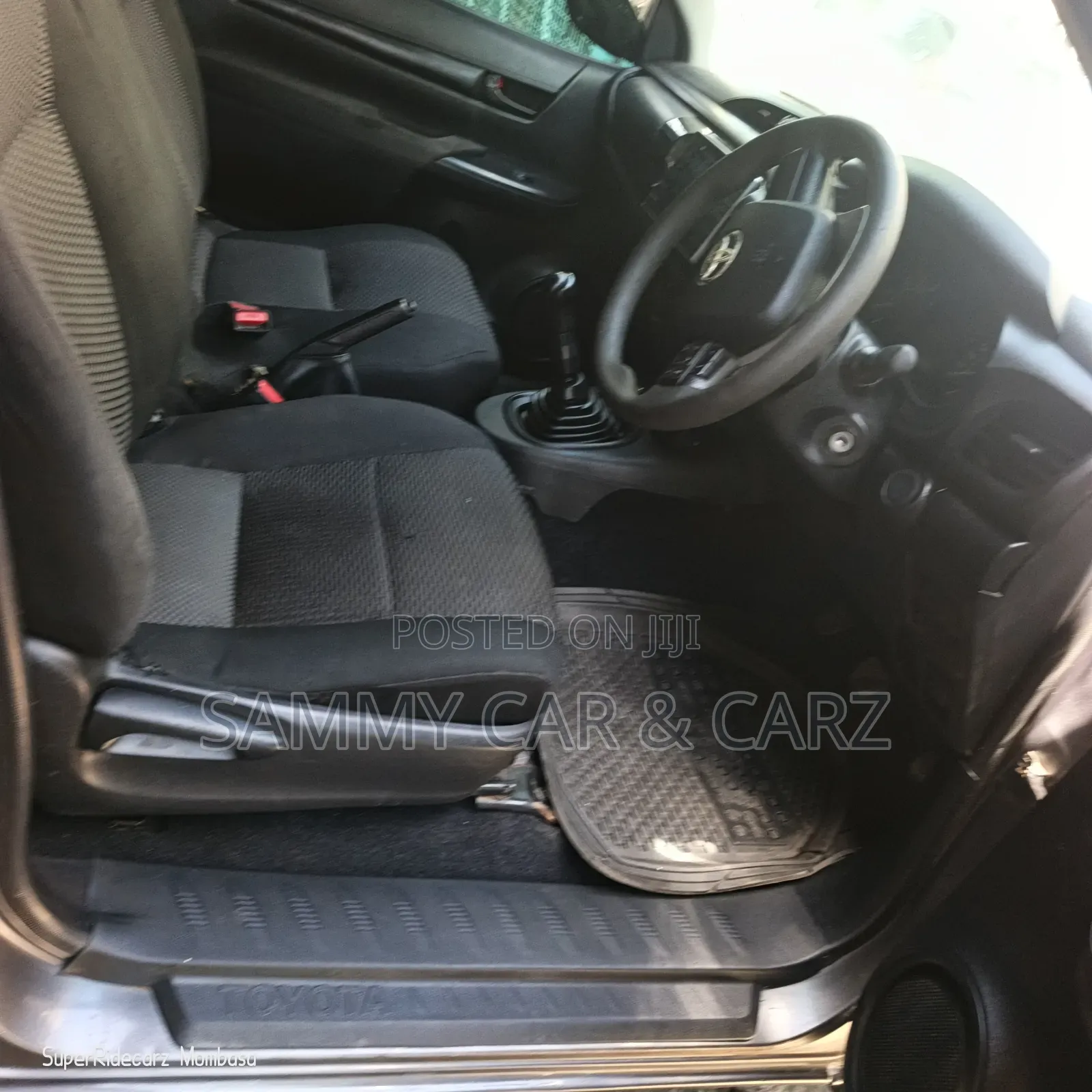 Toyota Hilux Revo Double Cab Deisel 2.4 RWD 2016 Gray