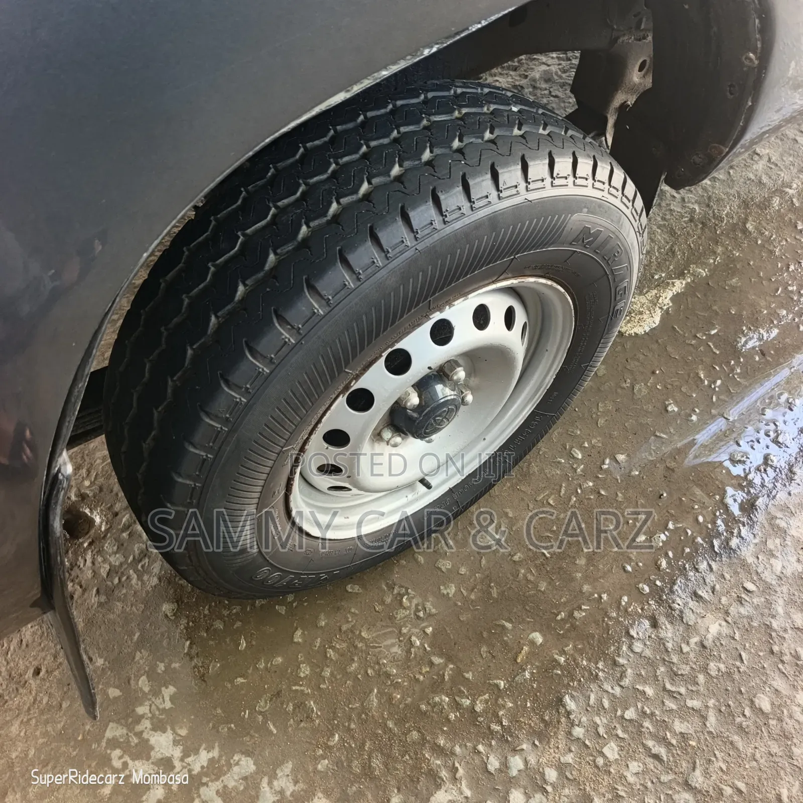 Toyota Hilux Revo Double Cab Deisel 2.4 RWD 2016 Gray