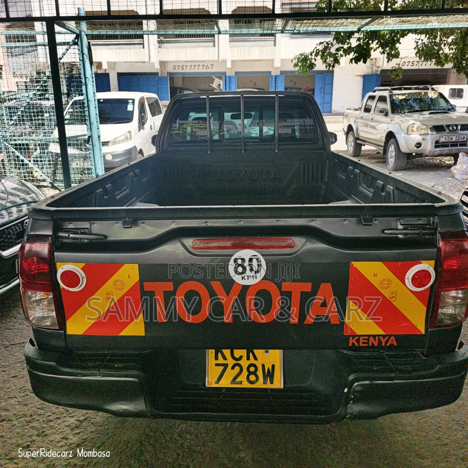 Toyota Hilux Revo Double Cab Deisel 2.4 RWD 2016 Gray
