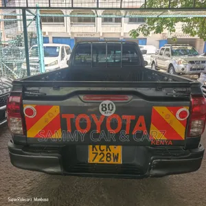 Toyota Hilux Revo Double Cab Deisel 2.4 RWD 2016 Gray