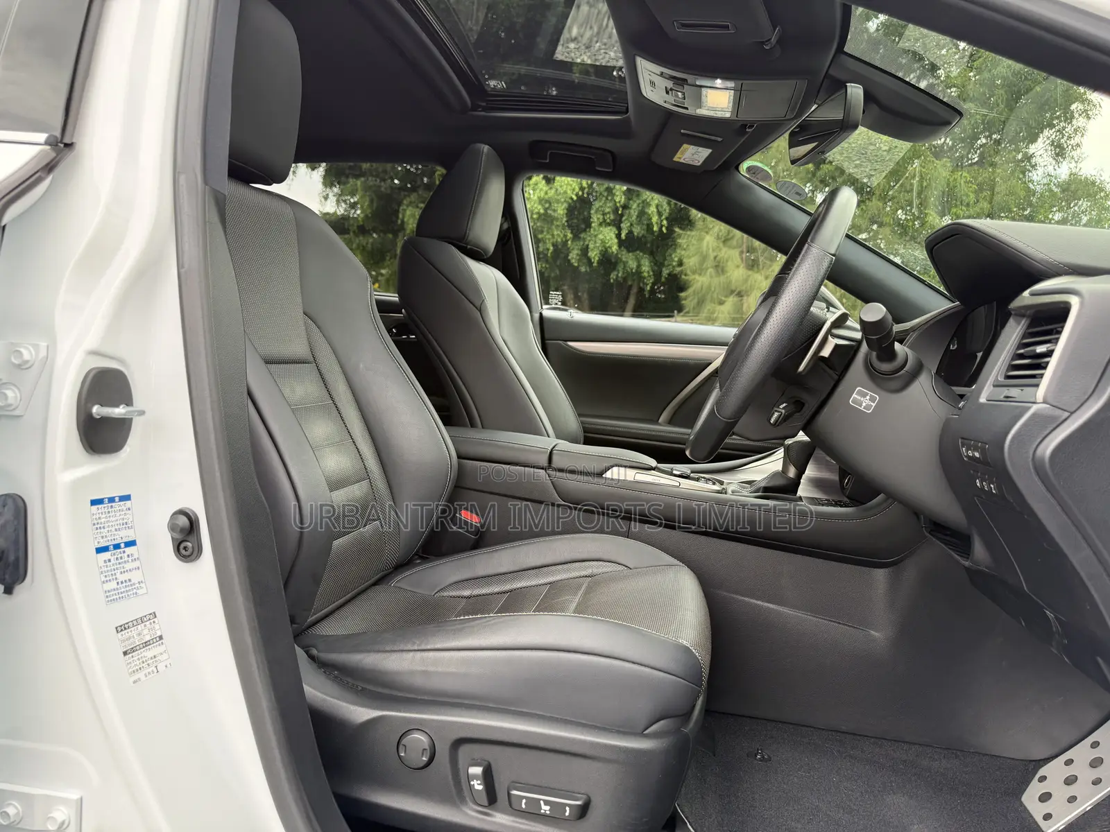 Lexus RX 300 4WD 2019 White