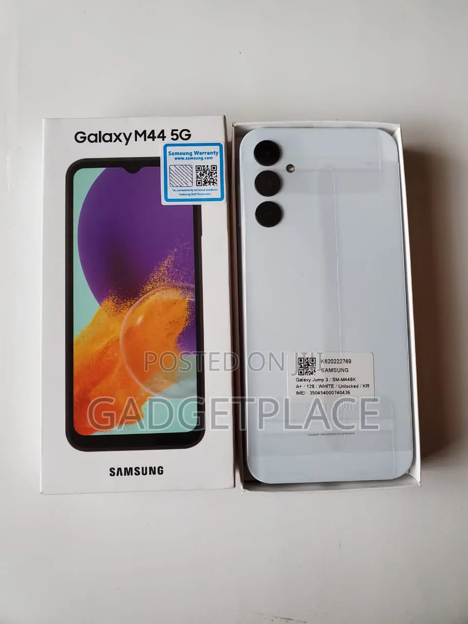 New Samsung Galaxy M40 128 GB Black