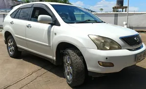 Toyota Harrier 2.4 2009 White