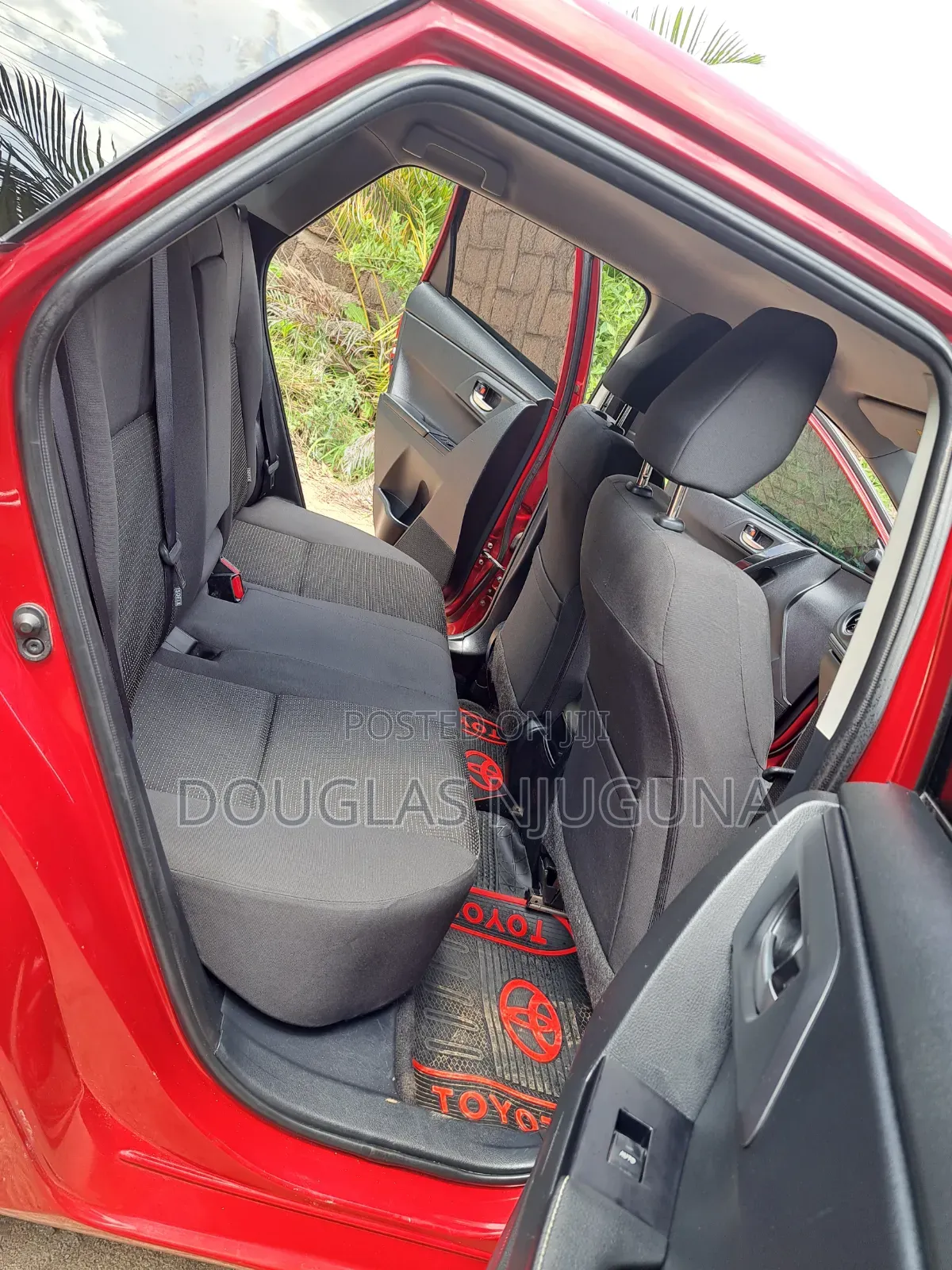 Toyota Auris 2017 Red