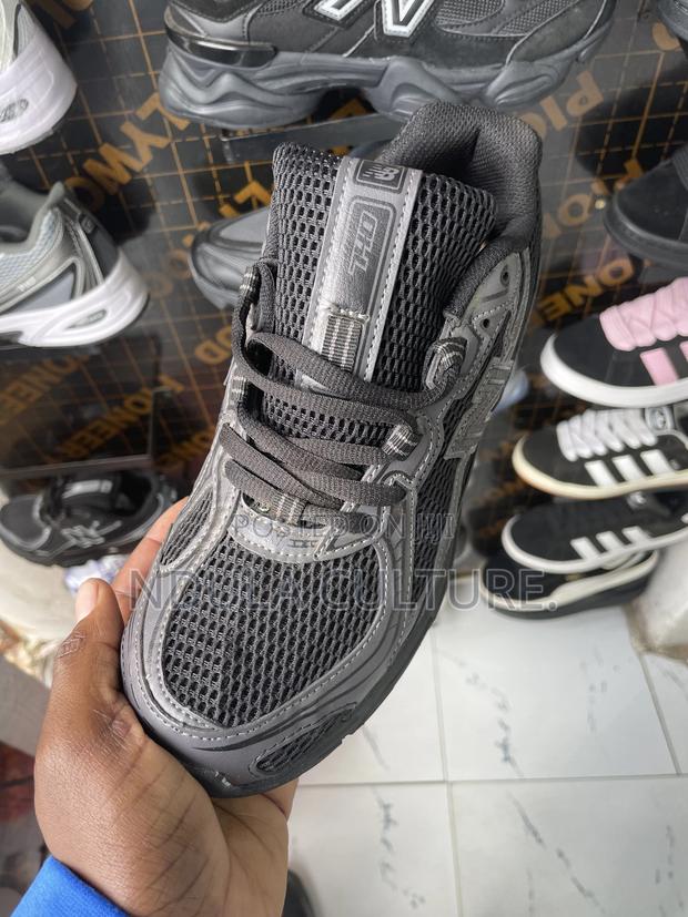 New Balance 740 - thumbnail 17