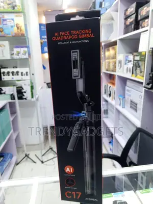 C17 360° Auto Tracking Phone Gimbal With Bluetooth Remote