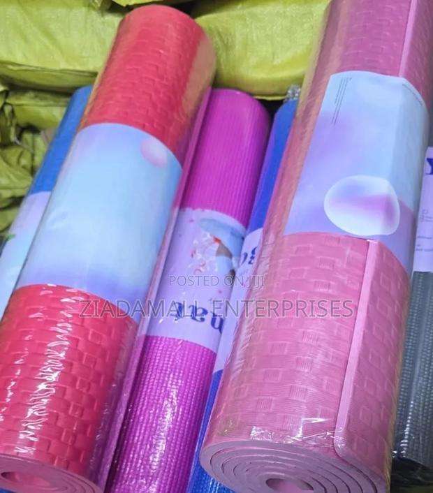 Yoga Mat 8mm Stable Supportive 8mm Yoga Mat for All Levels