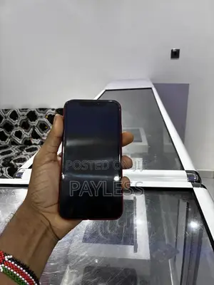 Apple XR 128 GB Red