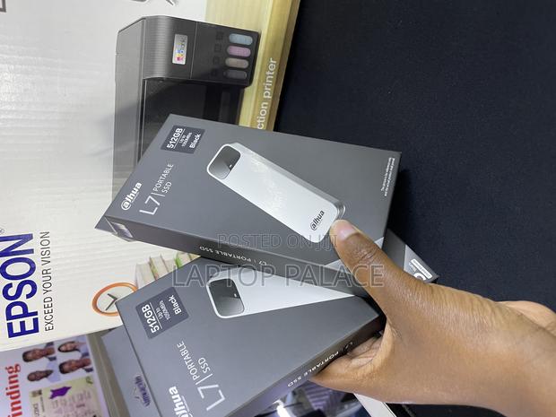 Portable SSD (Up to-1050mbs) - thumbnail 4