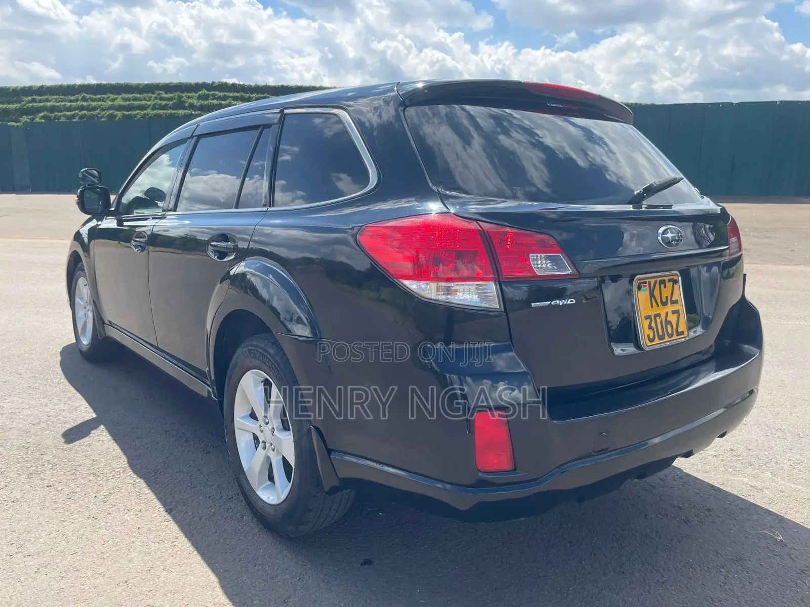 Subaru Outback 2013 Black