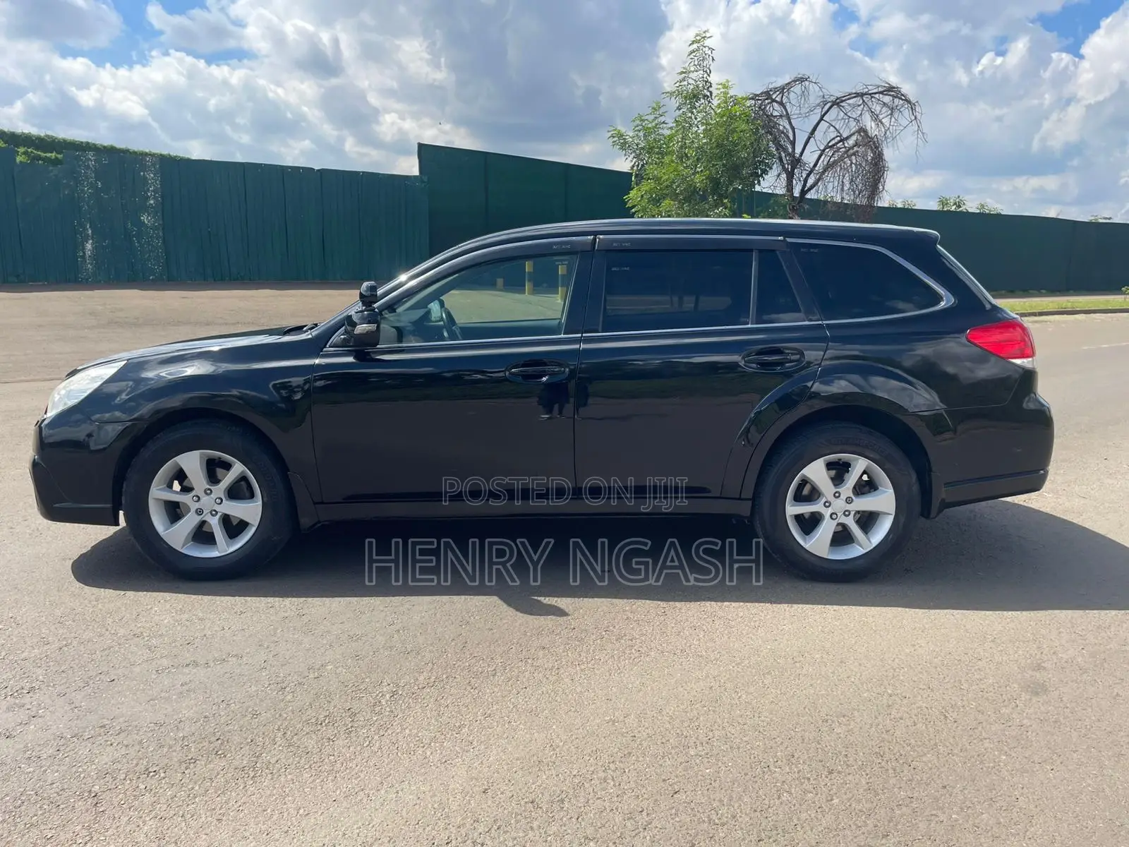 Subaru Outback 2013 Black