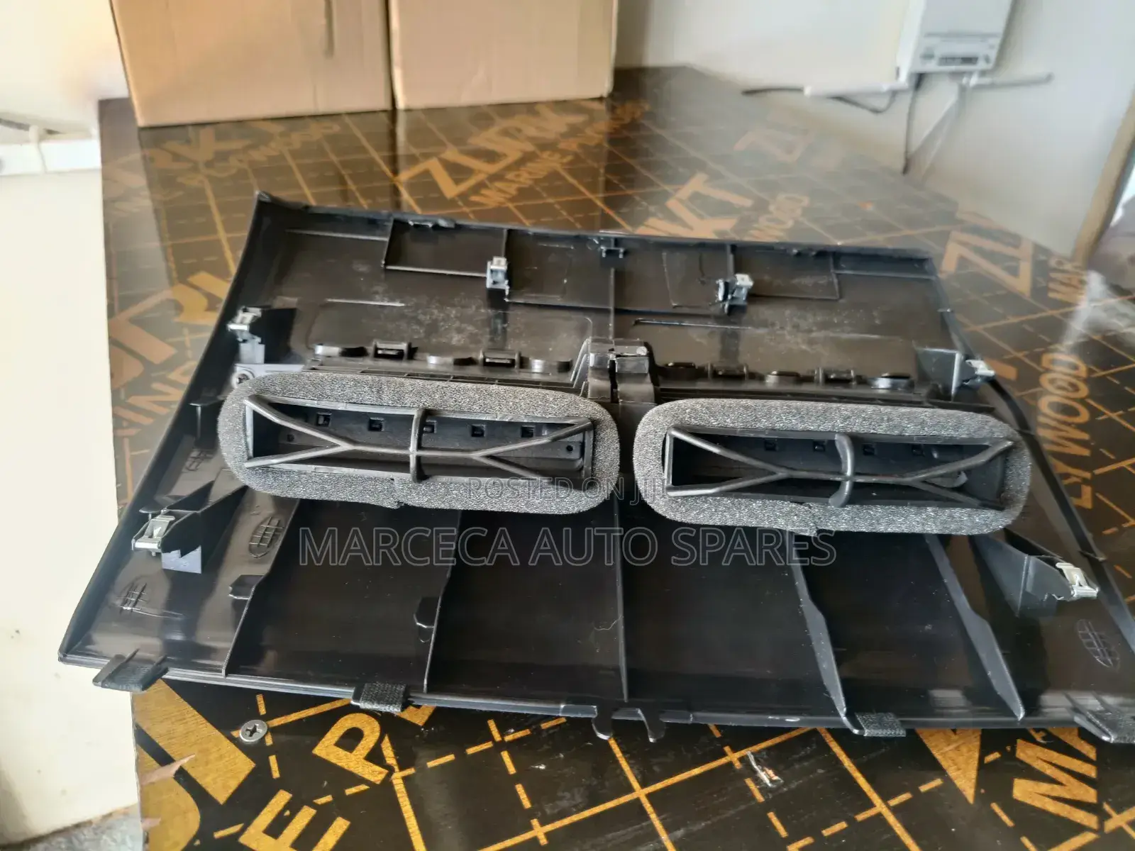 Dashboard Vent Nissan Tiida