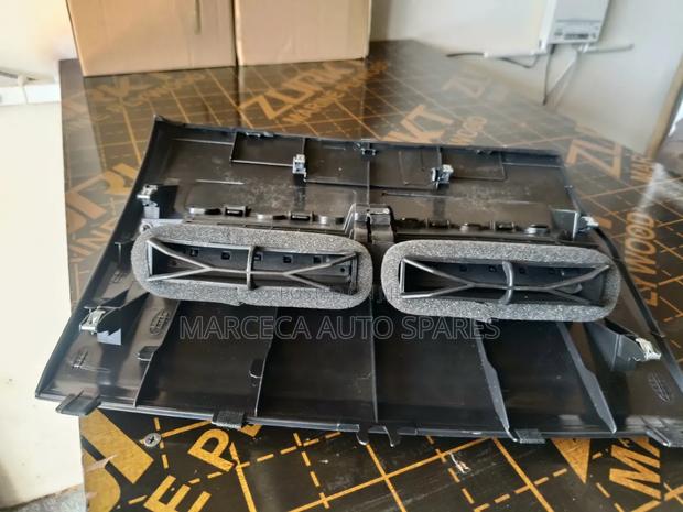 Dashboard Vent Nissan Tiida - thumbnail 2
