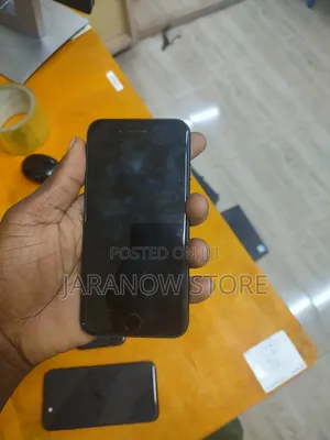Apple iPhone 7 32 GB Black