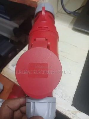 32a 5pin Industrial Socket Schneider