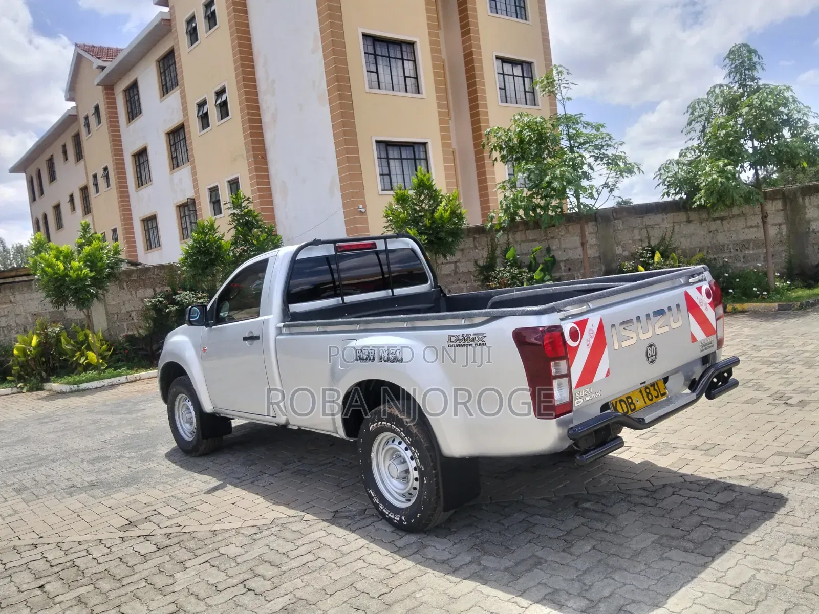 Isuzu D-MAX 2021 Silver