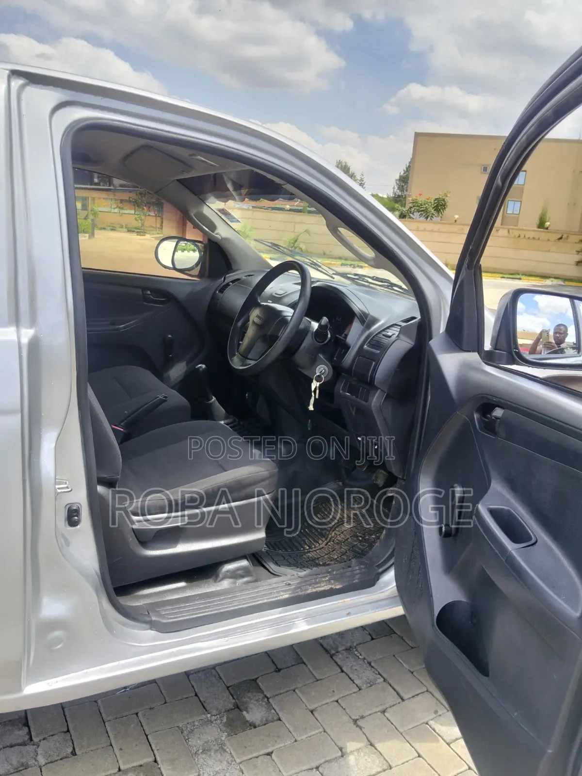 Isuzu D-MAX 2021 Silver