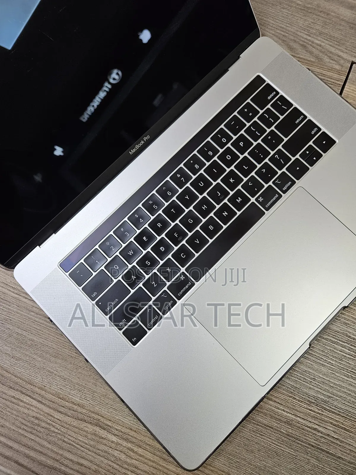 Laptop Apple MacBook Pro 2019 16GB Intel Core i9 SSD 1T