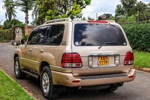 Toyota Land Cruiser 100 4.7 V8 Executive 2005 Beige