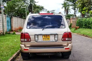 Toyota Land Cruiser 100 4.7 V8 Executive 2005 Beige