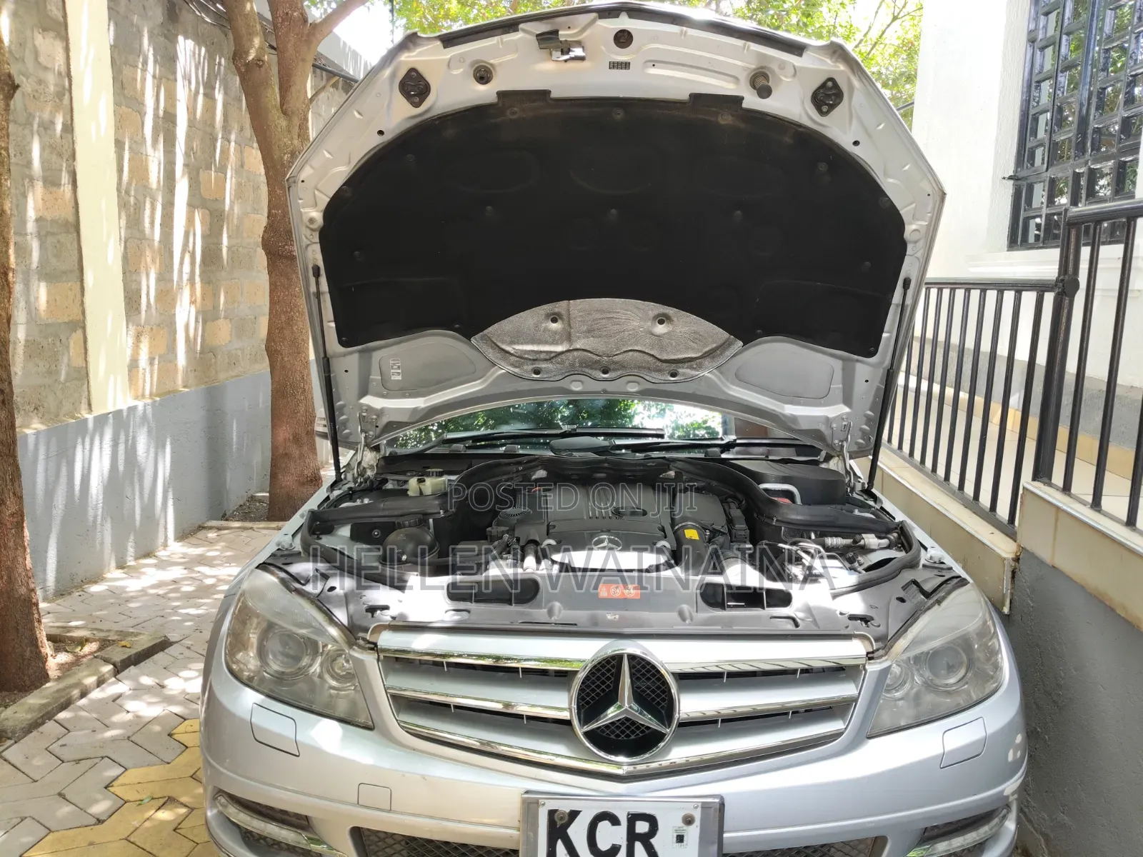 Mercedes-Benz C200 2012 Silver